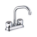 Günstiger Preis 304SS Flexibler Schlauchspüle Mixer, zwei Griffe Chrombeschichtung South Amercian Style Basin Wasserhahn